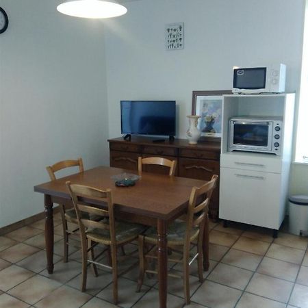 Gite Communal 149 Sainpuits エクステリア 写真